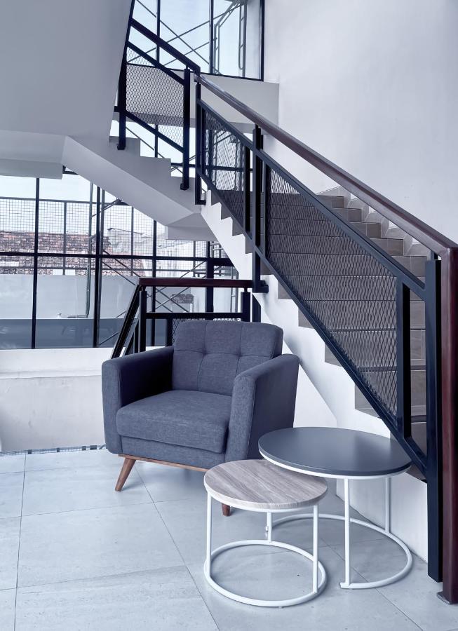 Aj Boutique Hotel ジョグジャカルタ エクステリア 写真