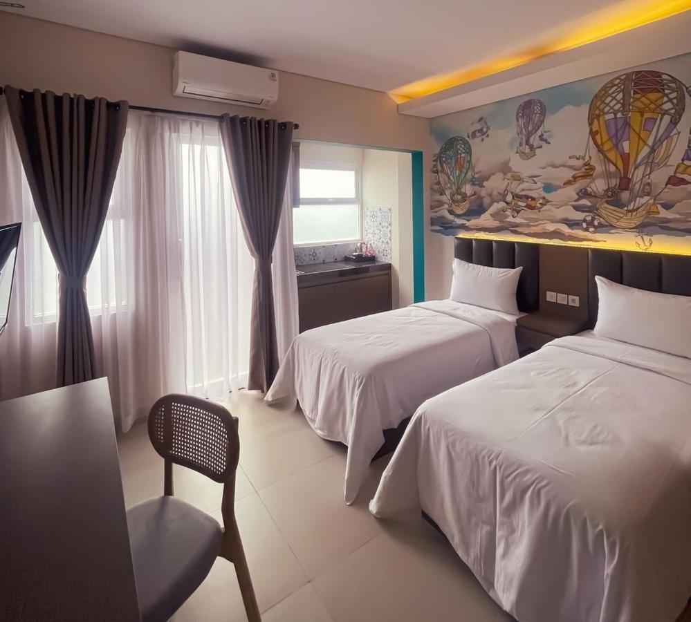 Aj Boutique Hotel ジョグジャカルタ エクステリア 写真