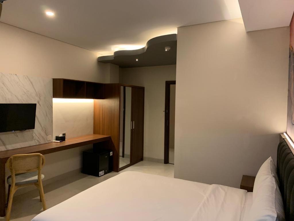 Aj Boutique Hotel ジョグジャカルタ エクステリア 写真